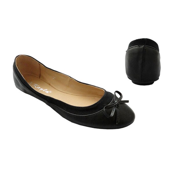 Schwarze Ballerinas mit Zierschleife